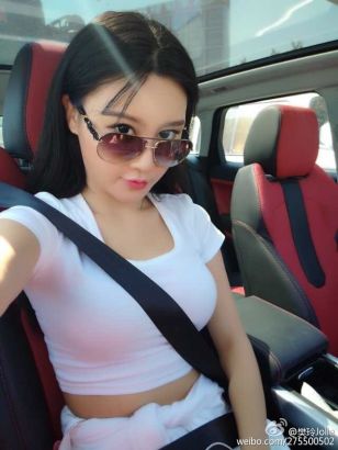ʱ2015ʮλУֱǣʦѧᡣΪʦУΪй񡱵ķһ齡˽ƬĻڶѴHOLDסѽ֮֮ǰߺĺŮԱȣƾɱԷ..